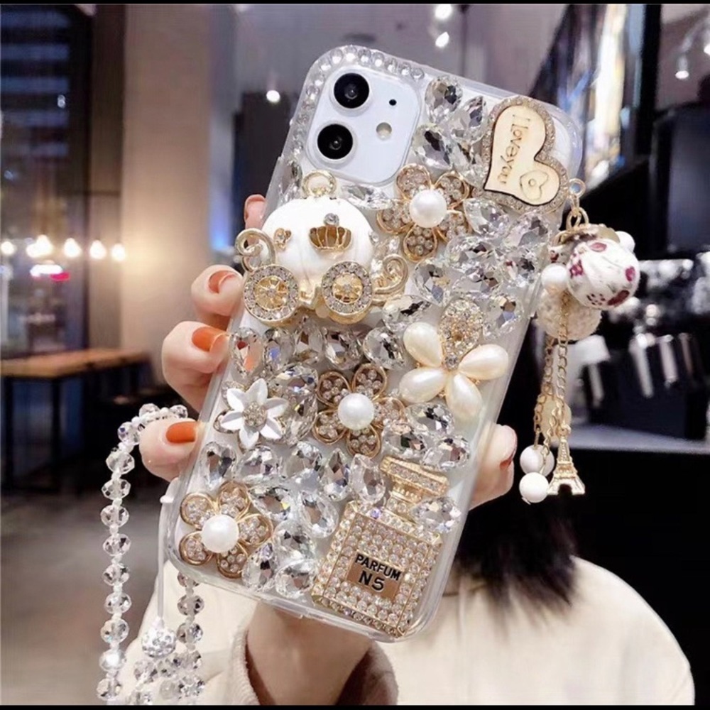 Iphone 11 Bling Phone Case, NEVER been on my phone!